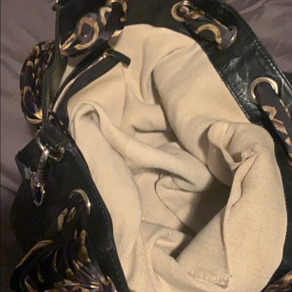 Handbag - Picture 5 of 5